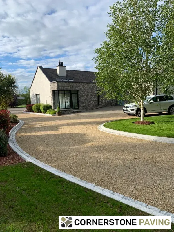 Luxury Granite Driveway Silver Edge Finishing